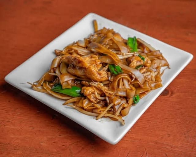Chicken Chow Fun++.